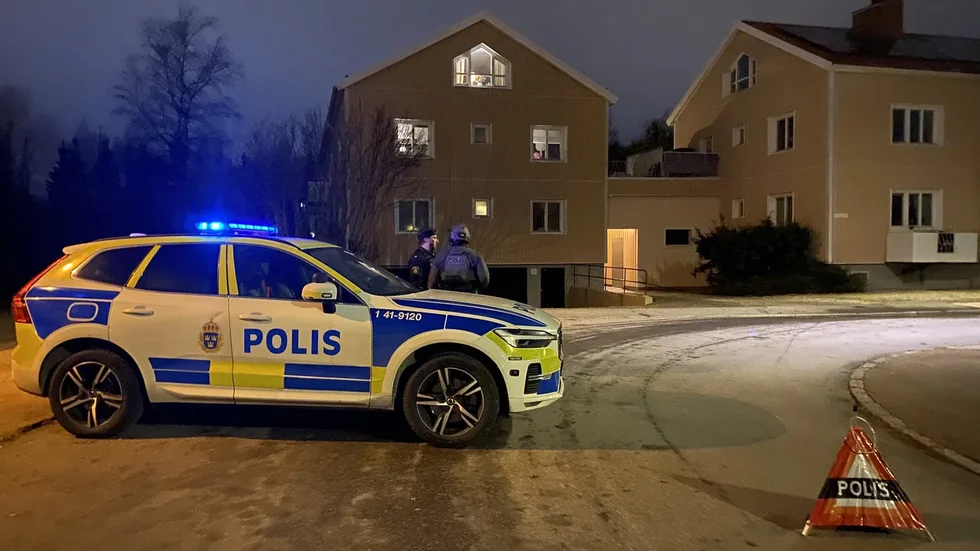 Polis på plats.