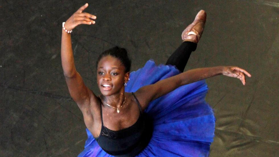 Michaela DePrince repeterar i Johannesburg, 2012. Arkivbild.