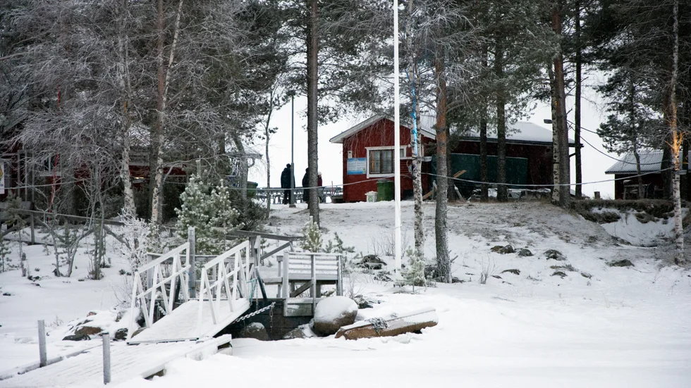 "Själ" är det gamla uttalet av "säl" och förklarar Gråsjälsören namn.