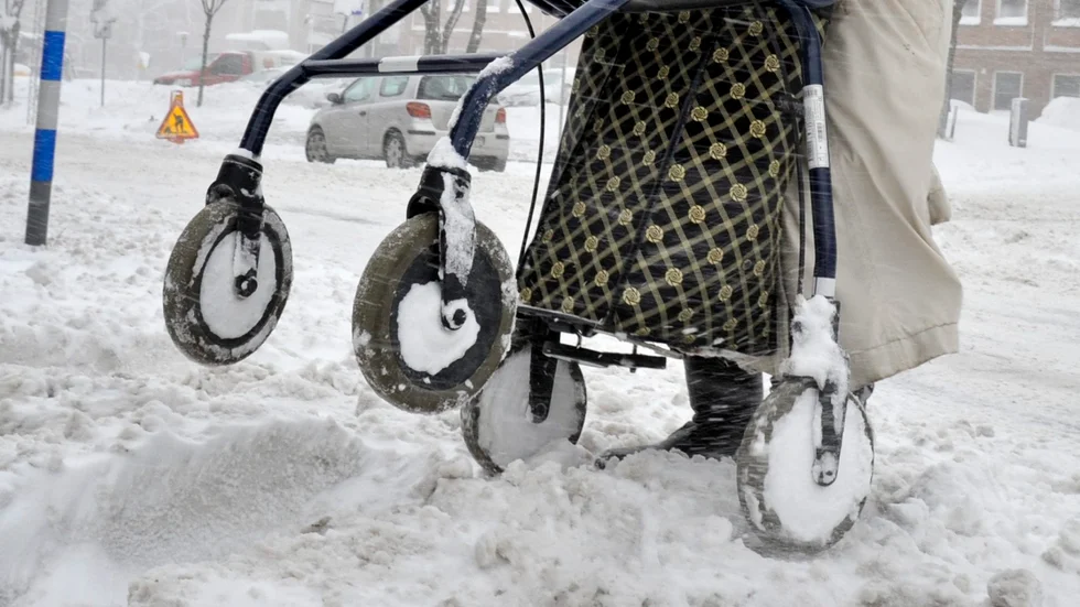 Rollator i tuff terräng. Arkivbild, tagen vid ett annat tillfälle.