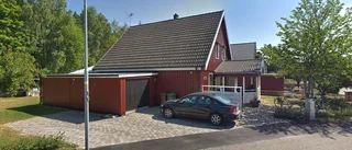 145 kvadratmeter stort hus i Älvkarleby sålt för 2 400 000 kronor