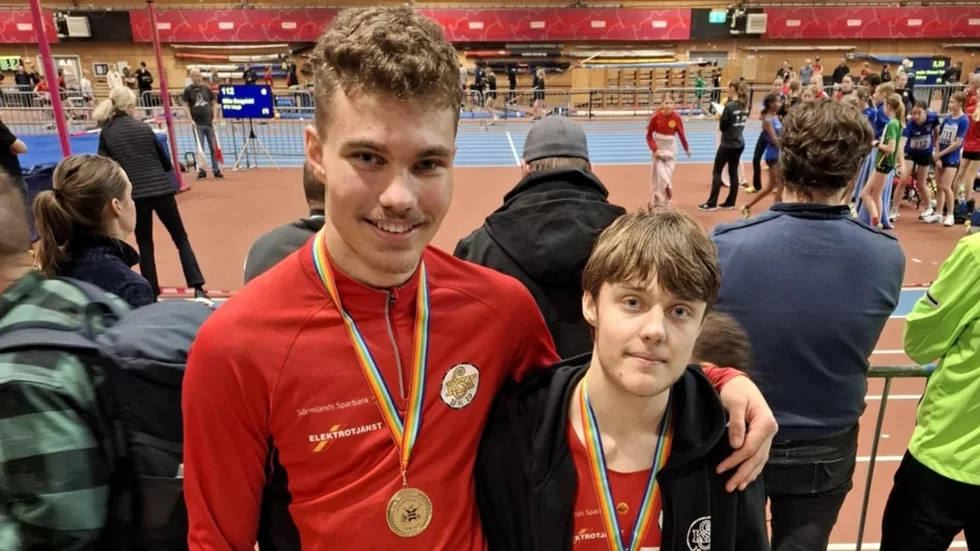Spänstfenomenen Gustav Malmkvist och Marvin Hallin tog guld i flera grenar under Julklappsjakten i Göteborg.