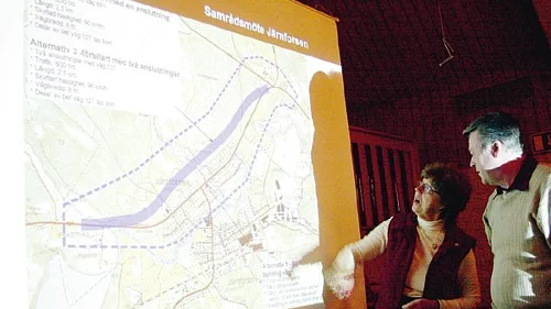 Vägverkets informationsmöte på måndagskvällen lockade storpublik till missionskyrkan. Järnforsenborna är minst sagt intresserade av vad som händer i deras samhälle.
