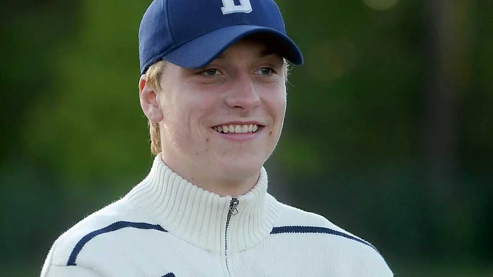 Linus Hultströms hockeyframtid ser ljus ut. Foto: Magnus Strömsten