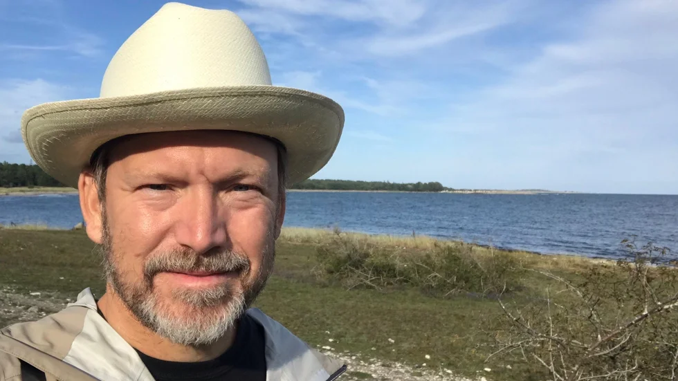 Erik Helmerson har sitt hjärta på Gotland; i Gammelgarn och Visby. Hans avsikt är att permanent bosätta sig på ön fram i tiden.