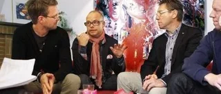"Det krävs mer än att lova saker"