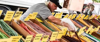 Regn och rusk stoppade inte marknaden