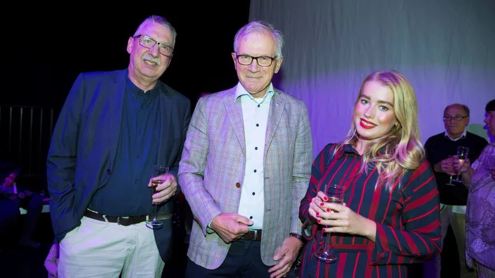 Kulturprofiler i Luleå. Förre kulturchefen Åke Broström, förre kommunalrådet Karl Petersen (S) och kultur- och fritidsnämndens ordförande Emmeli Nybom (S).