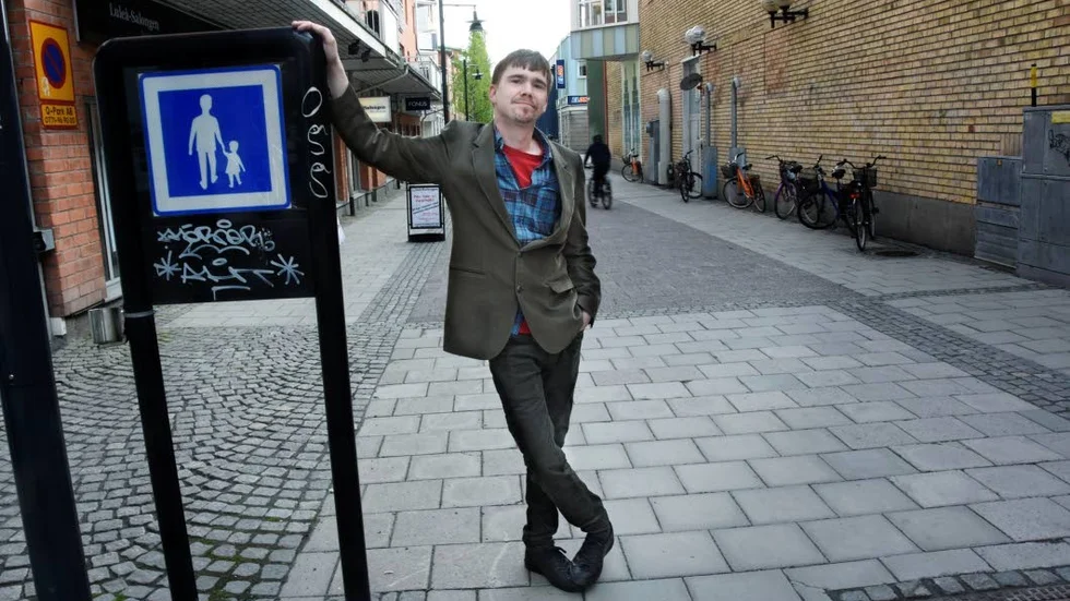 Bo Selinder skrev sina första riktiga låtar som 16-åring och i höst kommer en bok med hans samlade texter.