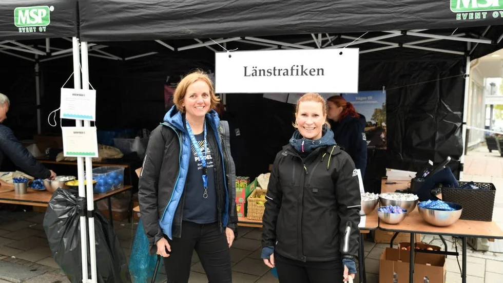 Charlotte Rheinholdt med kollegan Annika Glim från Länstrafiken berättade bland om pendeln mellan Boden-Luleå, 11 tur och retur per vardag.