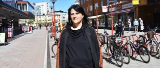 Flickor säljer sex – för cigaretter