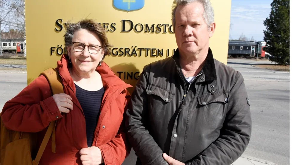 Einar Holmes föräldrar Kirsten Holme och Claes-Göran Persson hoppas att hovrätten dömer den tilltalade. Om inte finns det stor chans att gå vidare till högsta domstolen.