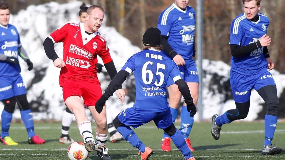 Omringade. Härvevi var bättre än Håbo.