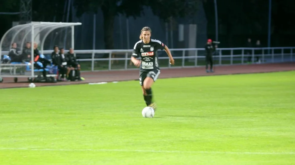 Fannas damer stod för en bra prestation i träningsmatchen mot Viljan under söndagen.