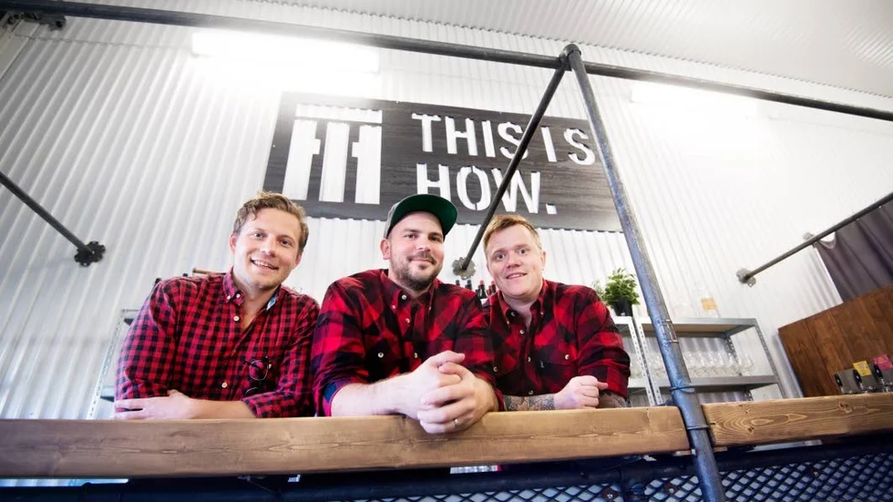 Ölnördar. Fredrik Nilsson, Gustaf Ahlin och David Wellborg har tillsammans startat bryggeriet This Is How.