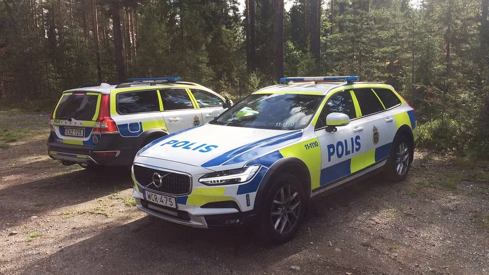 Polisen var på den misstänkta brottsplatsen under tisdagsförmiddagen.