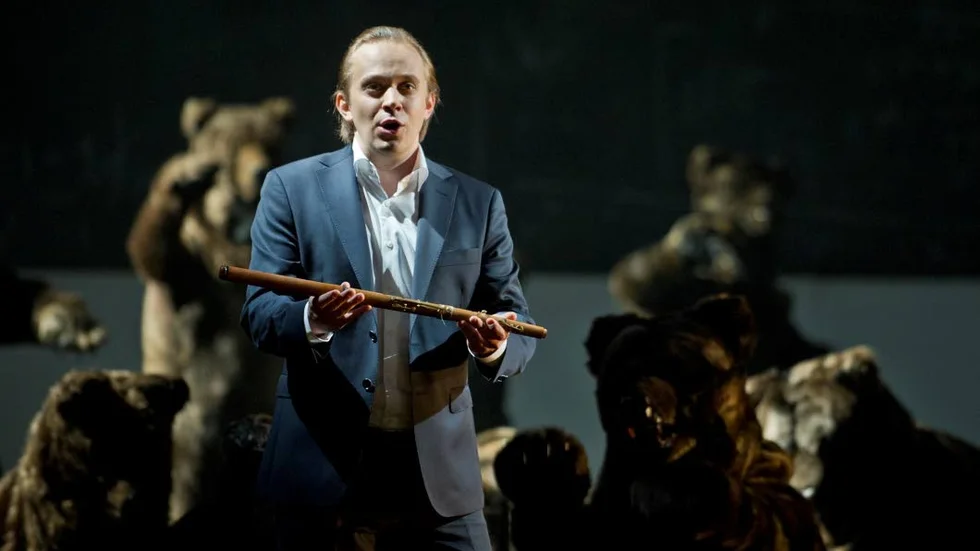 Conny Thimander som prinsen Tamino i Mozarts Trollflöjten.