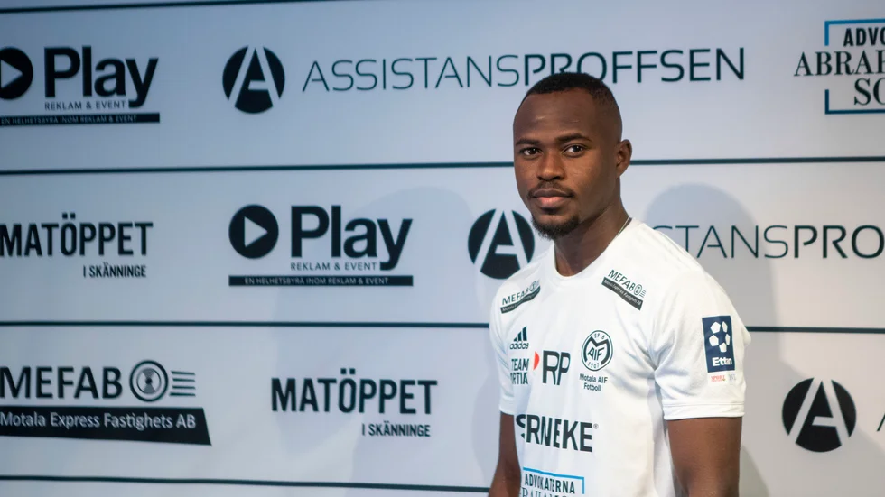 Prince Isaac Kouamé säger att han ser fram emot att få börja spela fotboll i Motala AIF.
