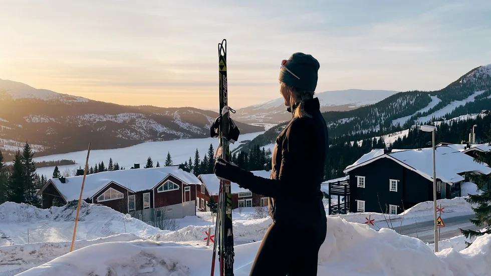 "Konflikterna i Europa ger perspektiv och jag har själv brottats med känslan av att ha svårt att tillåta mig att njuta av det som omger mig i stunden", skriver Magdalena Pajala.