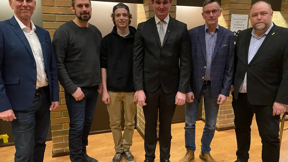 Håkan Nyström, Anders Dahlgren, Alfons Ambrosiani, Niklas Gustafsson, Per-Åke Svensson och Jan R Andersson är några av toppnamnen på Moderaternas lista.