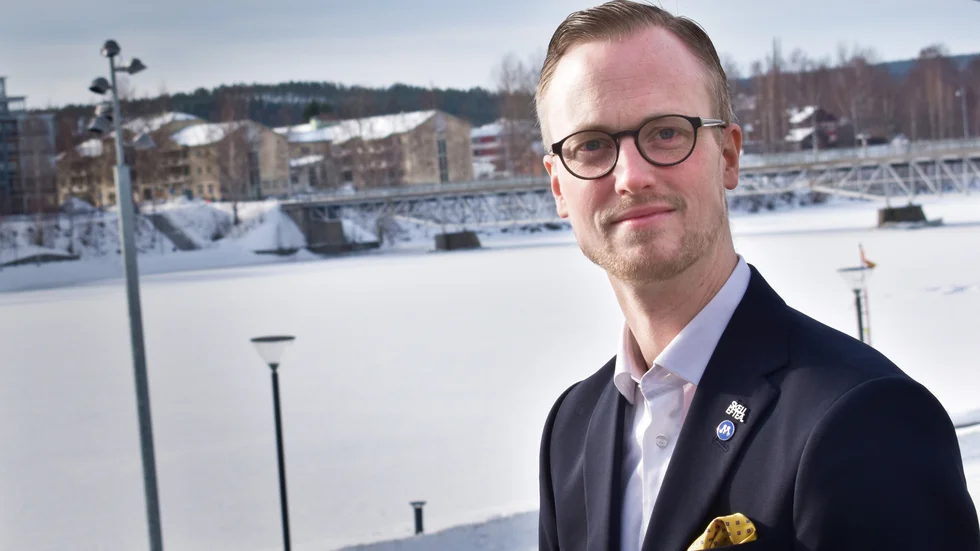 Andreas Löwenhöök vill se fler referenser till kungligheter i Skellefteå.