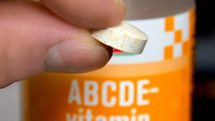 Kosttillskott. Äta regelbundet ger inte något cancerskydd.