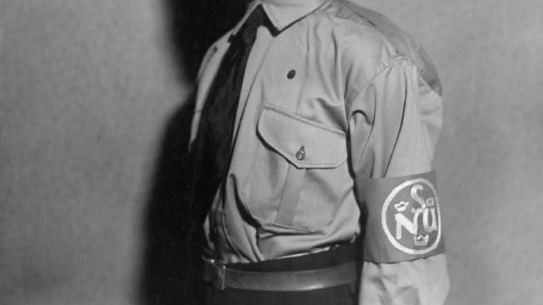 Nationalism. Ung medlem i Sveriges Nationella Ungdomsförbund på 1930-talet.