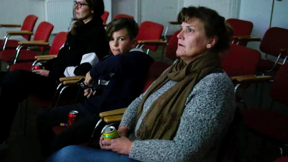 Katarina Byberg (t.h.) fick besök av barnet Marlene och barnbarnet Simon och passade på att ta med dem på bio.