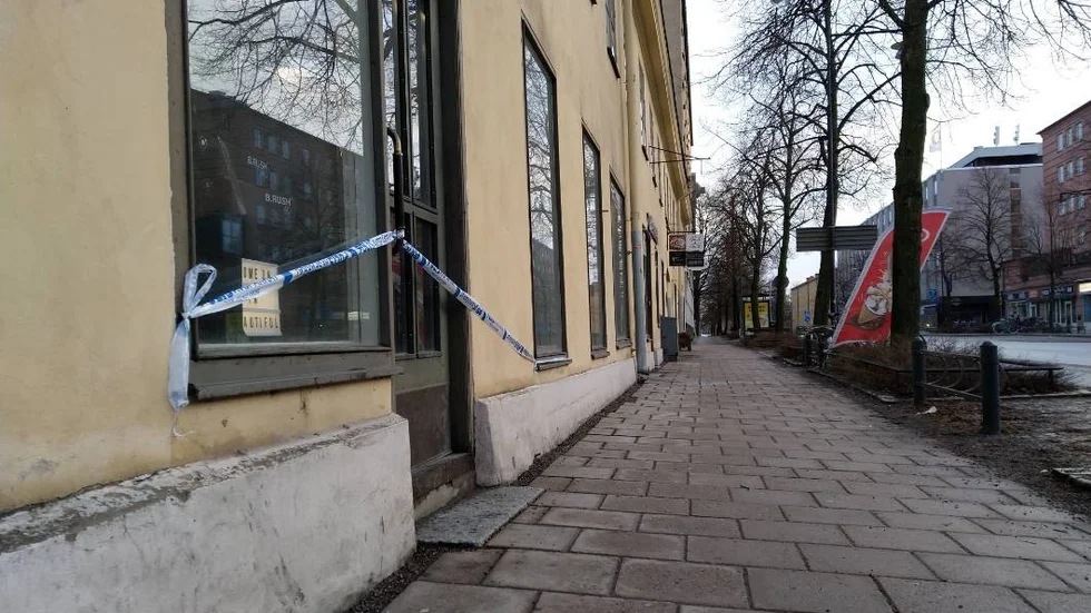 Avspärrningar på S:t Olofsgatan.