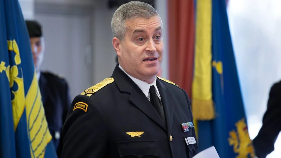 Generalmajor Mats Helgesson är flygvapenchef och kommer att verka från Uppsala garnison. "Nu blir vi mer kompletta eftersom flygvapnet via verksamhetsövergången från FMV också tillförs flygverkstäderna, driftstyrningen och servicefunktion", säger han.