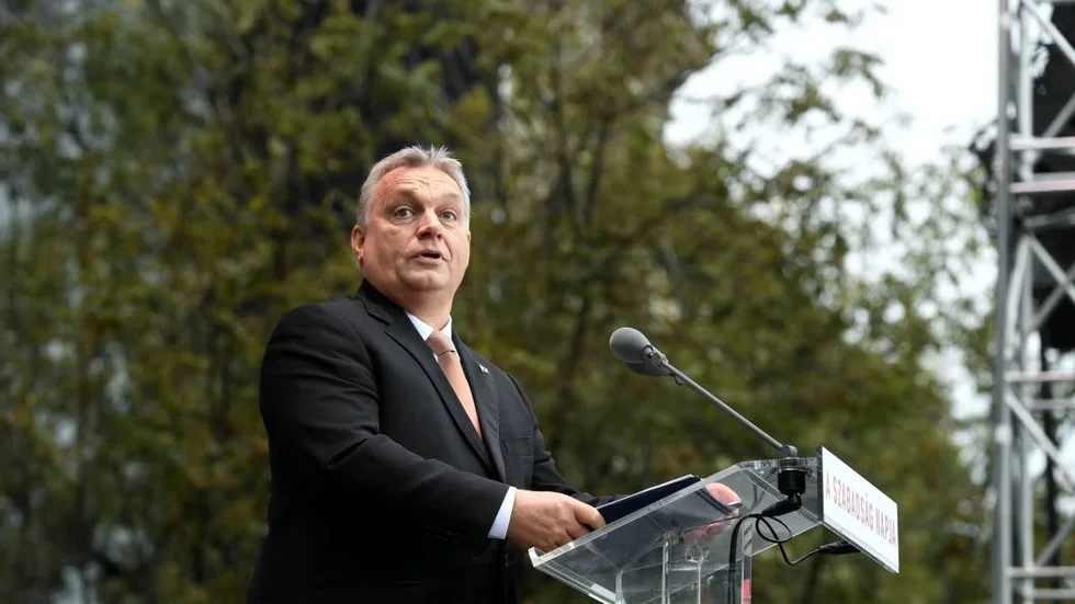 Viktor Orbán. Bör uteslutas ur den kristdemokratiska och konservativa partigruppen i EU.