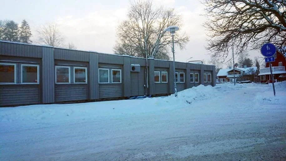 Efter nästan fem år i moduler – Östervåla vårdcentral planeras att byggas om för 43 miljoner kronor.
