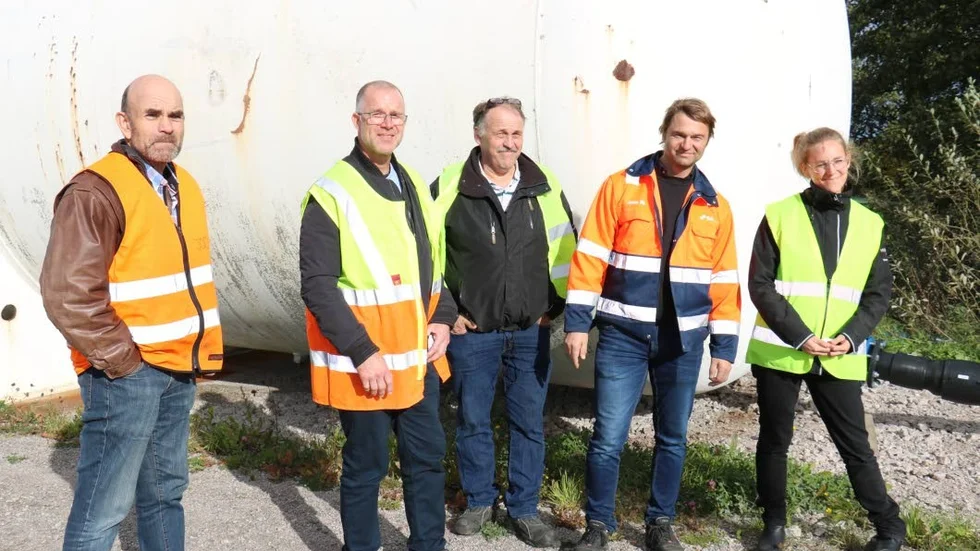 Per Möller (C), Per Geerhold, teknisk chef Heby kommun, Mikael Hedström driftsansvarig på kommunen, Jan-Erik Johansson-Vik, Setras platschef, Emma Matschoss-Falck VA-ingenjör Heby kommun.