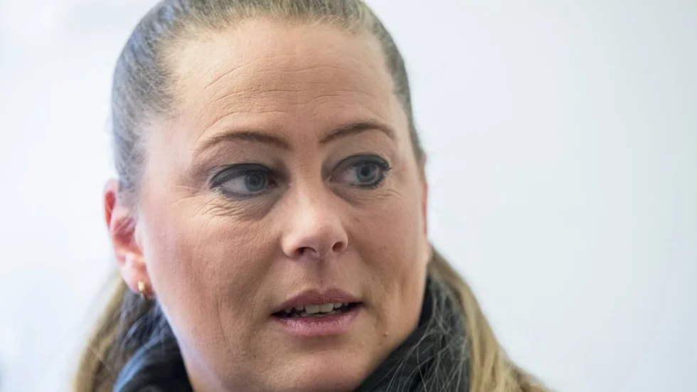 Hilde Wiberg är verksamhetschef på Uppsala ungdomsjour. Hon berättar att det inte finns något som talar för att förekomsten av hot och våld på skolorna ökat. Däremot kan man se att anmälningsbenägenheten ökat.