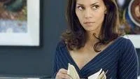 Halle Berry bär största delen av filmen Perfect stranger på egen hand och ställer Bruce Willis lite i skuggan.