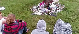 17-åring avled efter mopedolycka