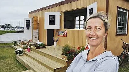 Catharina Johansson uppskattar konkurrensen på Sjötorget i Östhammar.