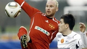 Martin Ekström är tillbaka efter avstängning.