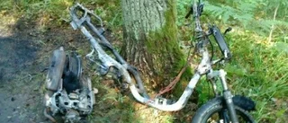 Moped brändes i Sunnersta