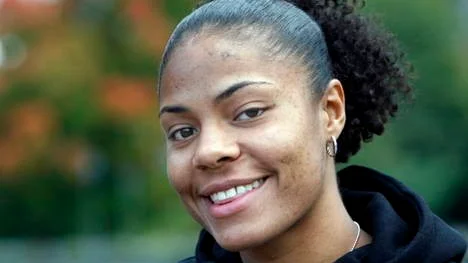 Chioma Nnamaka är klar för Sallén.