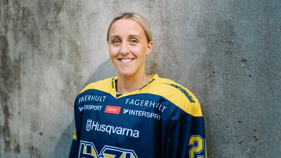 Hanna Olsson går ner en division för att spela upp Frölunda i högsta serien. Arkivbild.