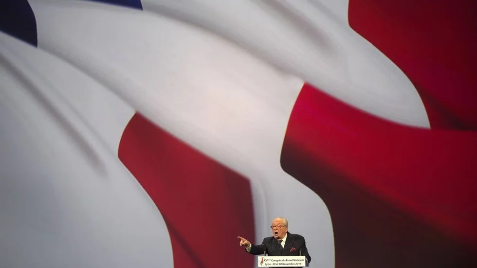 Nationella fronten. Spänningen har ökat mellan Jean-Marie Le Pen (bilden) och hans dotter Marine Le Pen, som försökt distansera sig och partiet från faderns rasistskandaler.