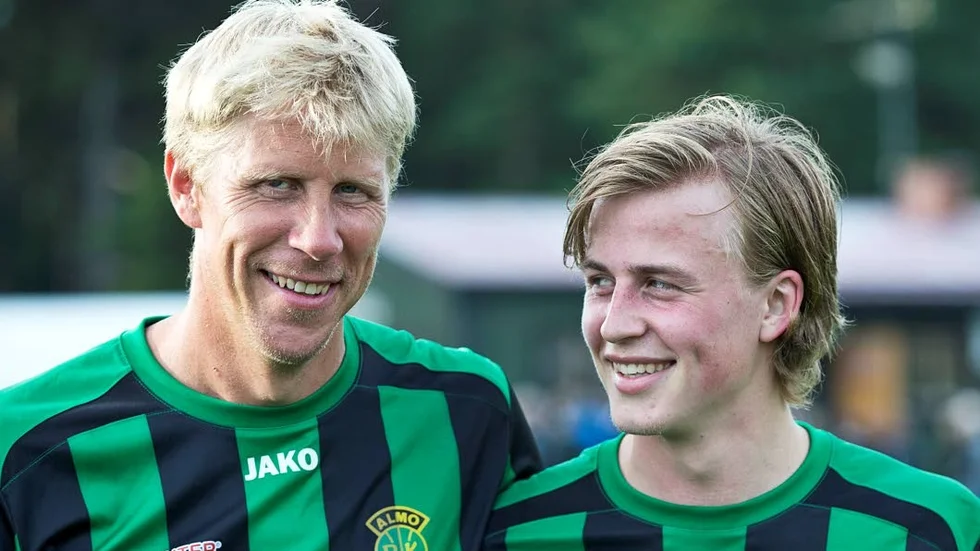 Familj. Far och son Andreas och Martin Breidenskog spelar tillsammans i Almo BK.