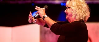 Bjöd in idolen till 50-årsfirande