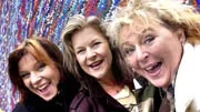 Kikki, Bettan & Lotta upphör som trio och fortsätter med sina solokarriärer. Men först väntar en stor Sverigeturné med hållplats i Uppsala.
