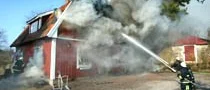Brand i villa - två skadade