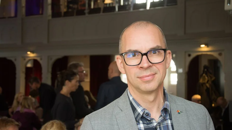 "Ett intressant resonemang" säger kommunalrådet Niklas Nordström om professor Jesper Stages uppmaning till Luleå kommun att utnyttja dagens extremt låga ränteläge för att låna till nödvändiga investeringar.