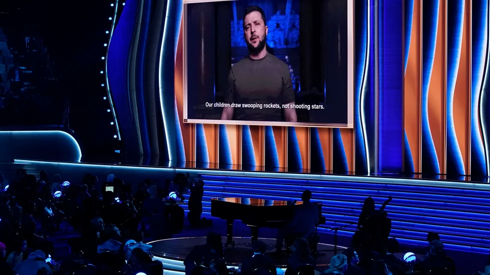Ukrainas president Volodomyr Zelenskyj talade på nattens Grammygala.