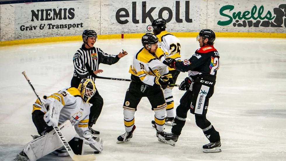 Ett skadedrabbat Kiruna AIF föll tungt hemma mot Piteå.
