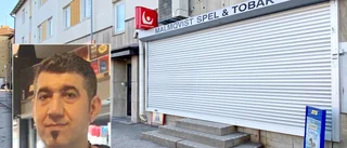 Tjuvar slog till mot butiken mitt på dagen – Dara fick vänta två timmar på polisen: "De fick åka från Strängnäs"